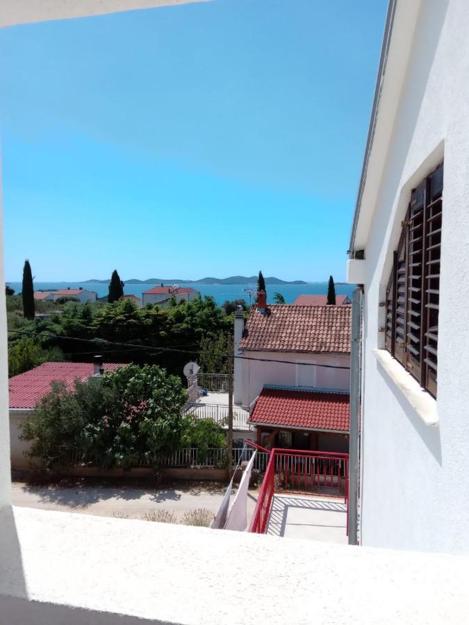 Francis Appartements Pakostane Exterior photo